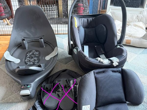 Cybex cloud T Car seat and base - Main image