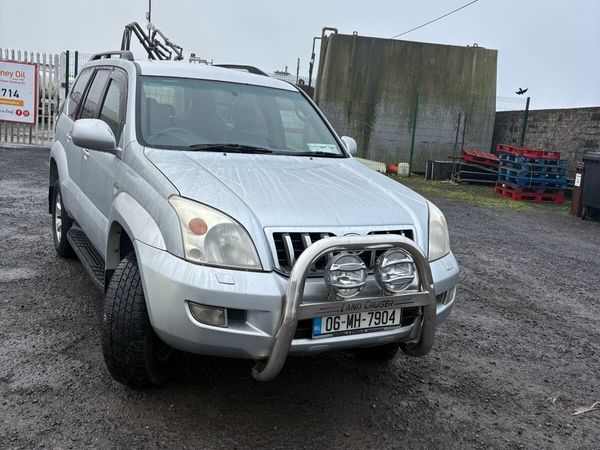 06 Toyota landcruiser crewcab - Main image