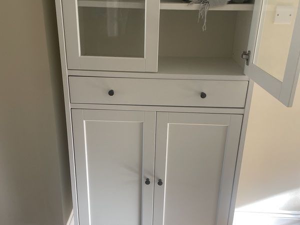 dresser - Main image