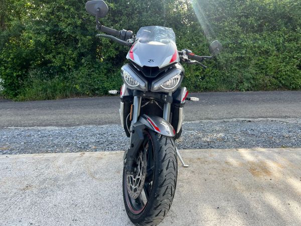 triumph-street-triple-765-rs-2021-for-sale-in-cork-for-8-800-on-donedeal