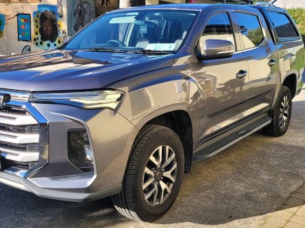 Maxus T90EV Elite pick up 5 seater crew cab - Main image