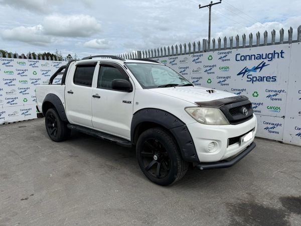 2011 TOYOTA HILUX 2.5 JUST IN FOR BREAKING - Main image