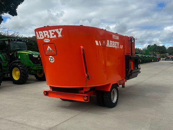 Tub Feeder - Main image