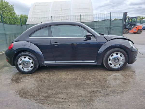 162 Volkswagen Beetle  Design  2.0 TDI - Main image