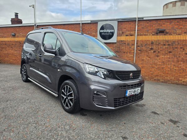 **RESERVED**Peugeot Partner Pro Plus 1.5HDi - Main image