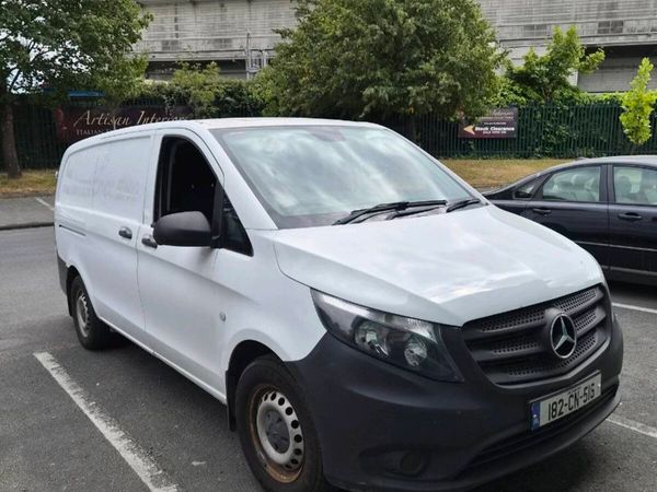 Mercedes vito Automatic Read the add - Main image