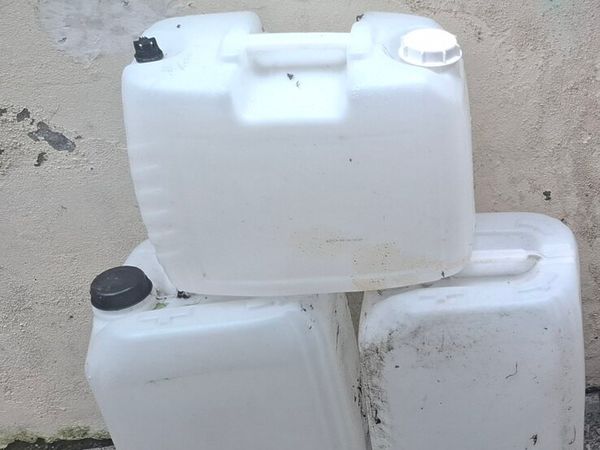 20L plastic containers - Main image