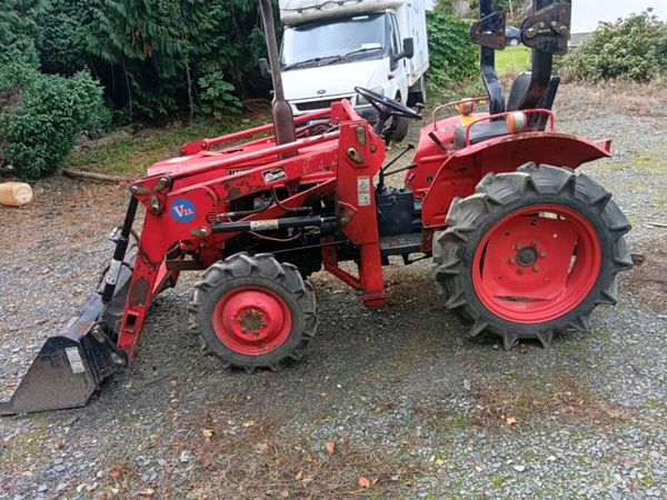 Compact tractor - Main image