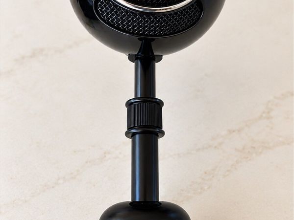 Blue snowball USB microphone - Main image