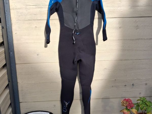 Ladies Wetsuit, Booties & Surf Bag Bundle - Main image