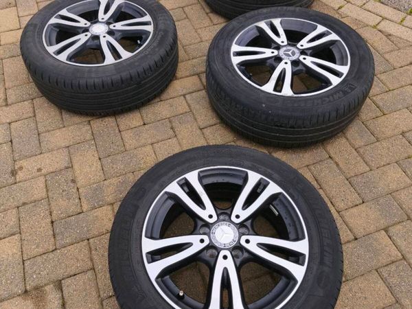 Mercedes Wheels - Main image