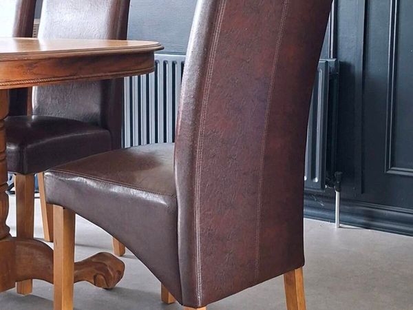 Faux lesther chairs - Main image