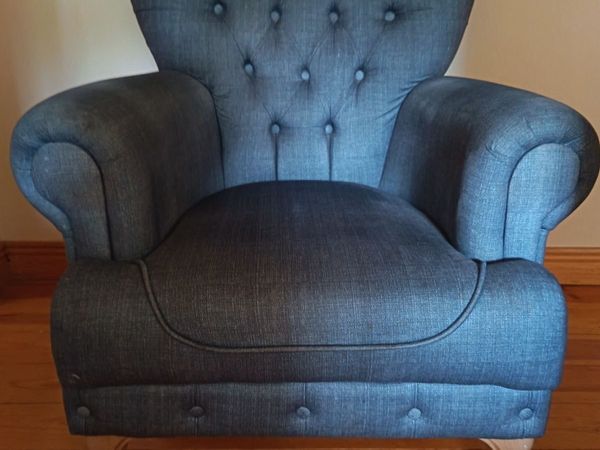 Occasional Chair in very good condition. - Main image