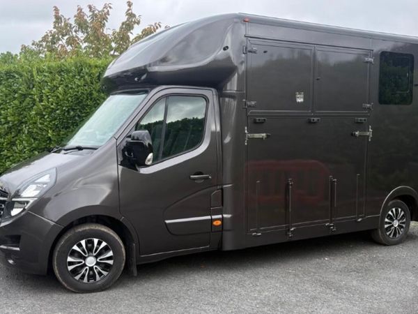 Horsebox 3.5 Ton New Build 2020 Vauxhall Movano - Main image