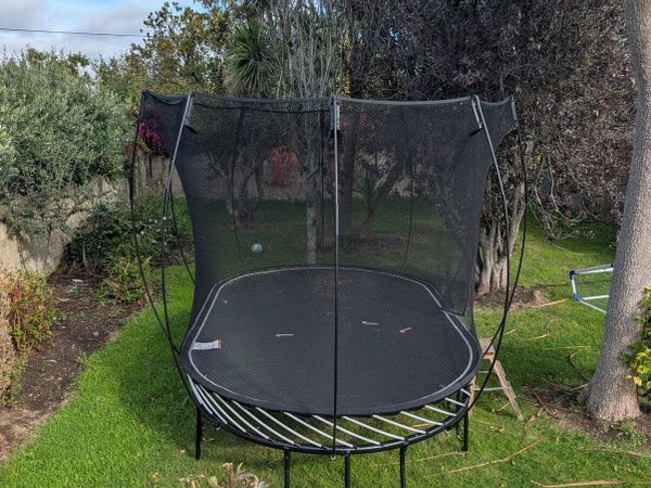 Springfree 8x13ft Oval Trampoline - good as new - Main image