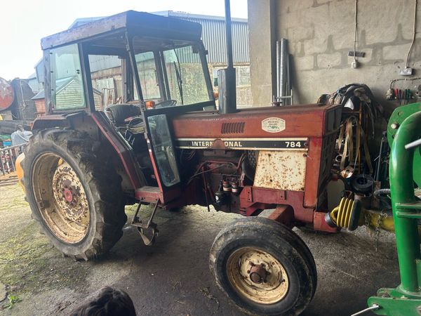 Tractor - Main image