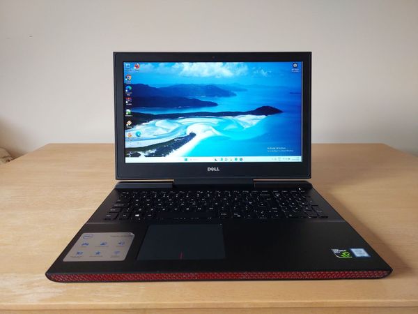 Dell Inspiron 15 7566 Gaming Laptop | i7-6700HQ | - Main image