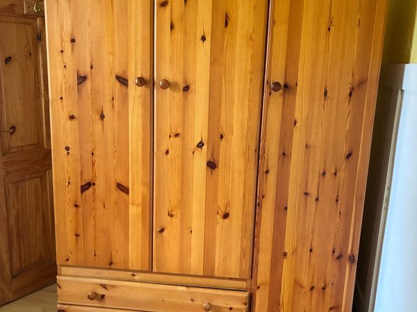 Solid wooden Wardrobe for sale - Main image