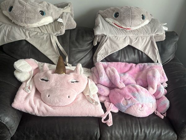4 sleeping bags - Main image