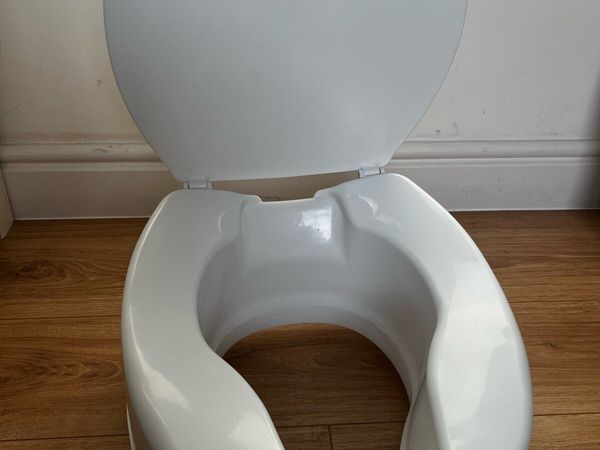 Raised toilet seat - Main image