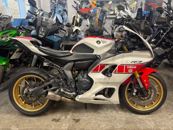2023 YAMAHA R7 (60th Anniversary Edition) - Main image