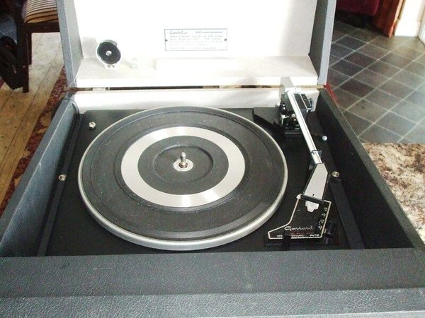 Hacker vintage Record Player GP42, Refurbished - Main image