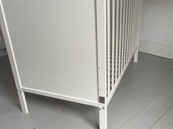 Baby Elegance Elle Haddington Cot Set - Main image