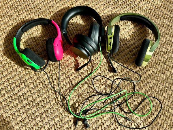 Headphones - for repair or parts - Main image