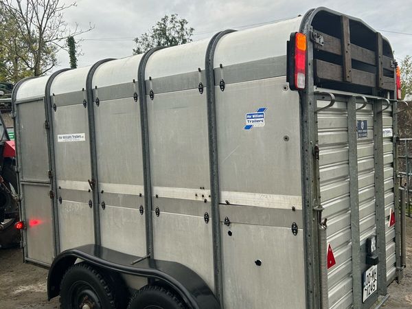 Ifor Williams 10ft x 5ft cattle trailer - Main image