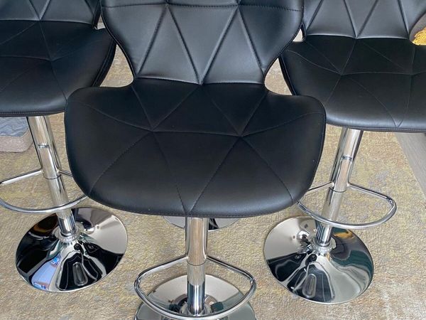 High stools - Main image