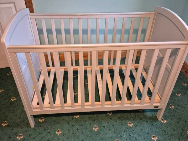 Child's Cot - Main image