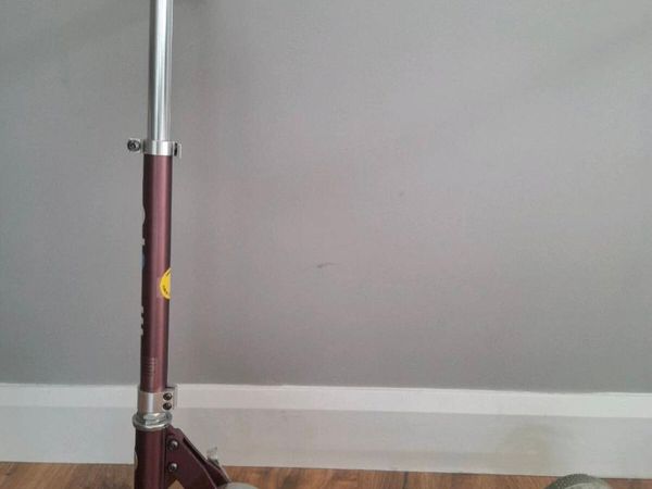 2 x Micro Scooters - Main image