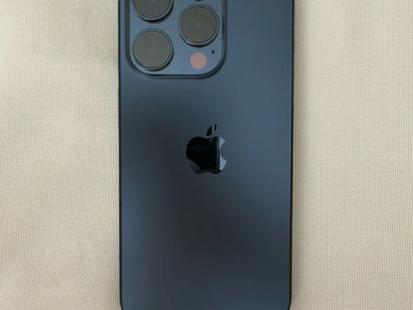 iPhone 15 Pro, 128 GB, Blue Titanium - Main image