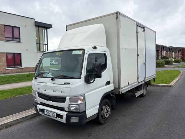 Mitsubishi Fuso Canter - 3.5 tonne . Luton box van - Main image