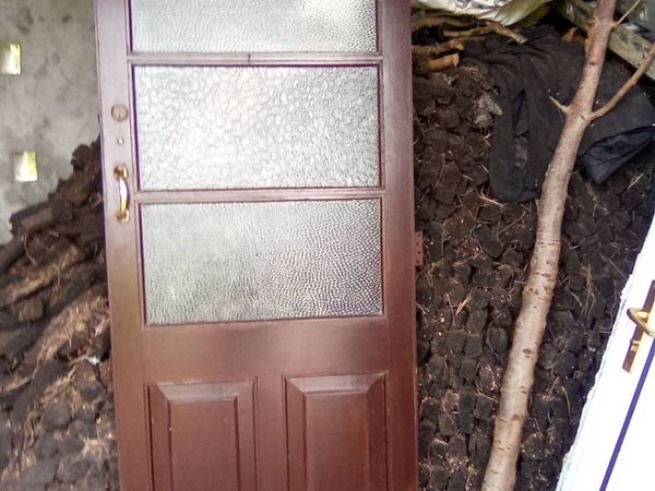Brown.  Door - Main image