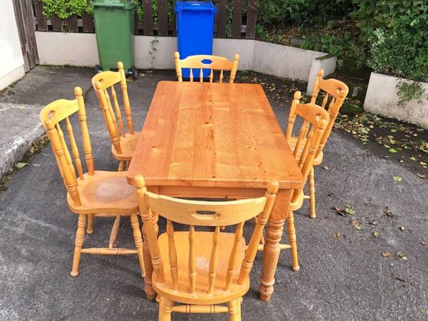 kitchen Table and 6 chairs - Main image