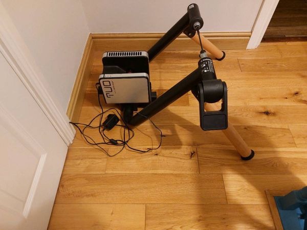 Elite Tuo indoor bike trainer - Main image