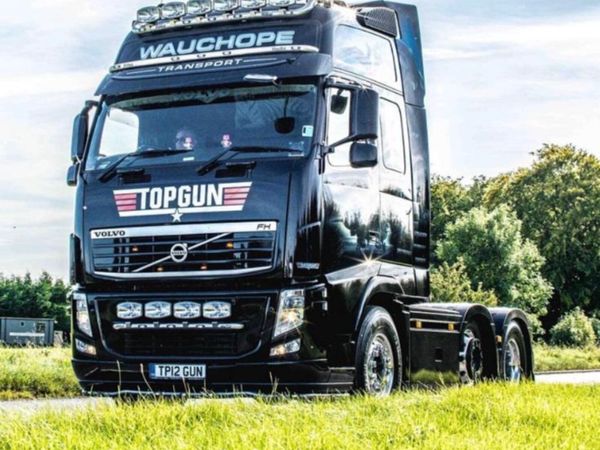 Volvo fh460 2013 topgun show truck - Main image