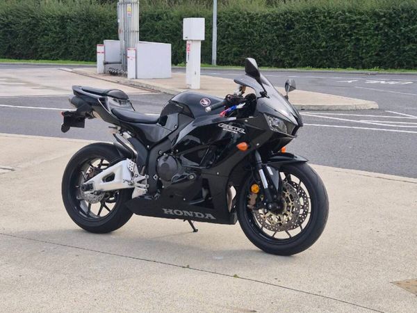 CBR 600rr - Main image