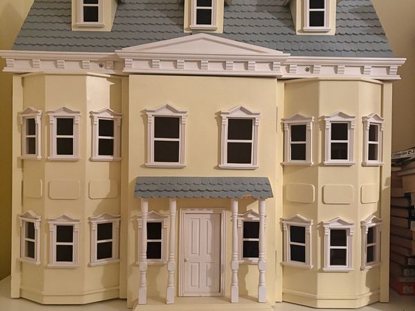 Dolls House - Main image