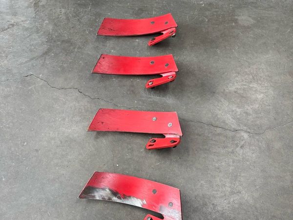 Kvernland plough parts - Main image