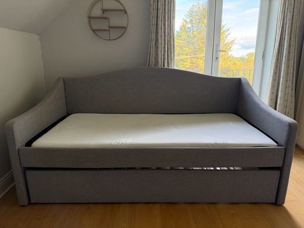 Beautiful Day Bed - Main image