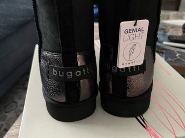 Bugatti flat boots women's size 6.5 uk 40 eu New - Main image