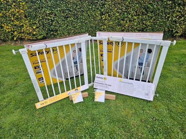 2 x Safety 1st Flat Step Child Safety Gates plus extensions - Main image