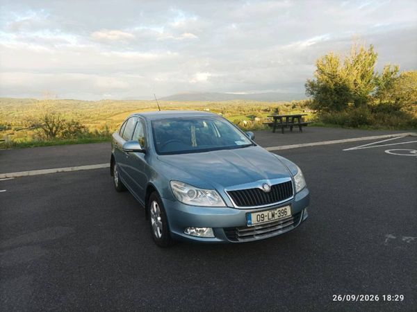 Skoda Octavia Elegance 1.9 TDI dsg Automatic - Main image