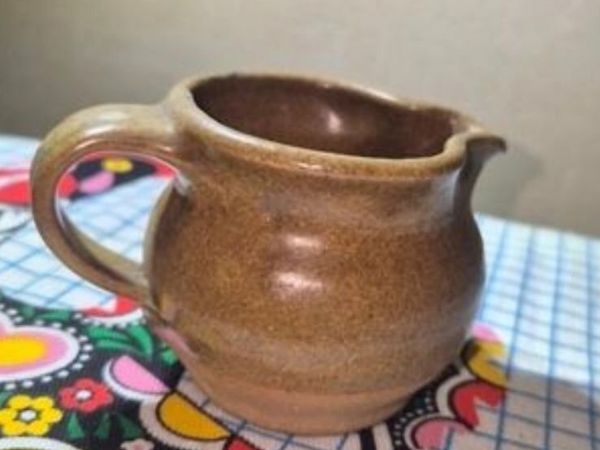 Irish pottery - Main image
