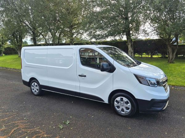 Renault Trafic 2022 - Main image