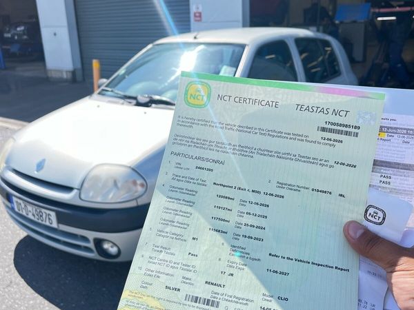 Renault clio 1.1 tax and nct 06/27 VINTAGE CAR - Main image