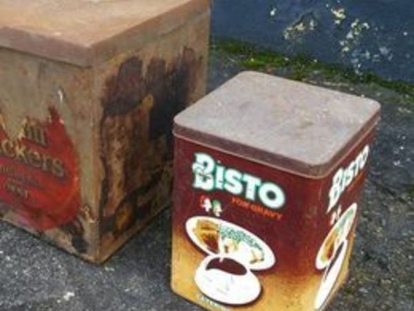 2 vintage display / storage tins. - Main image
