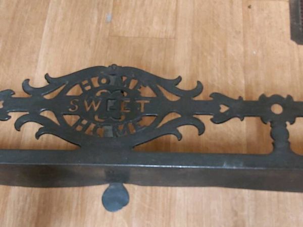 Vintage Metal Home Sweet Home Fire Fender - Main image